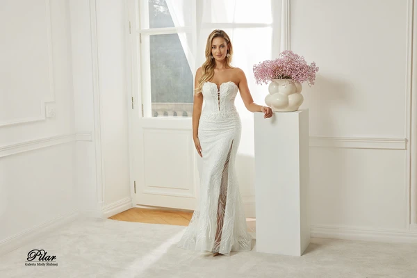 Suknia ślubna CARERA